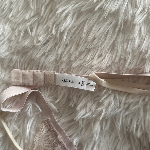 Talula (Aritzia) Monterey Bralette size M - Picture 7 of 7